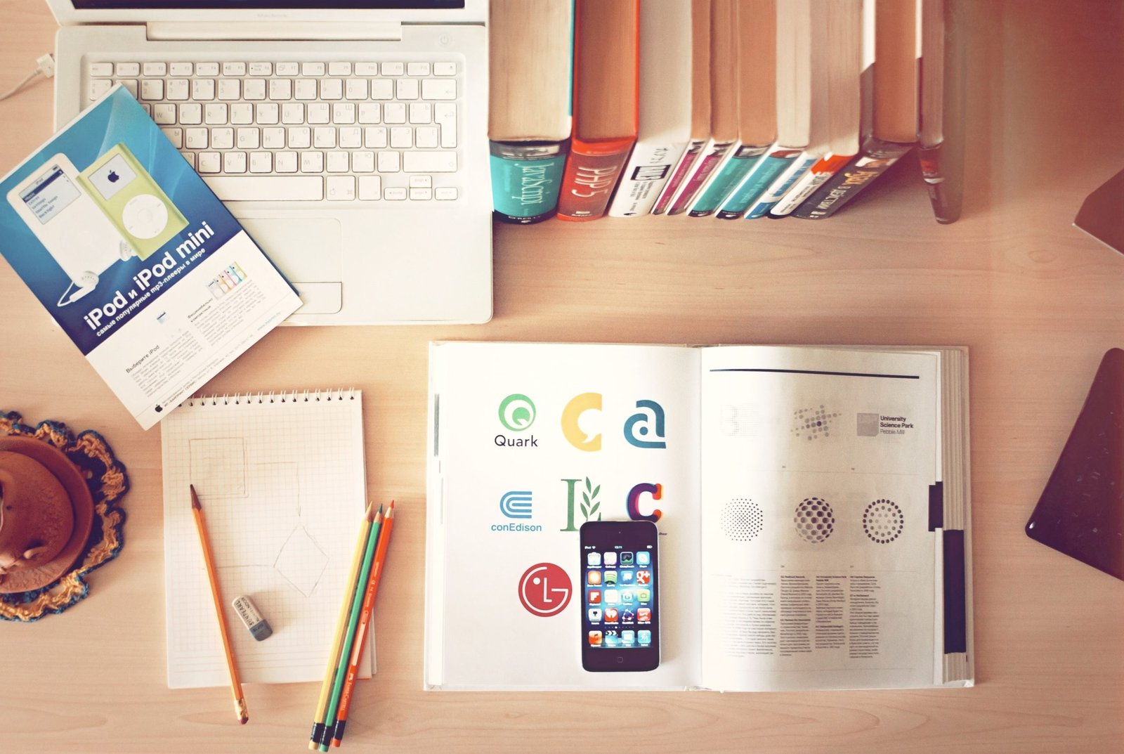 Easy Steps to create your own Logo